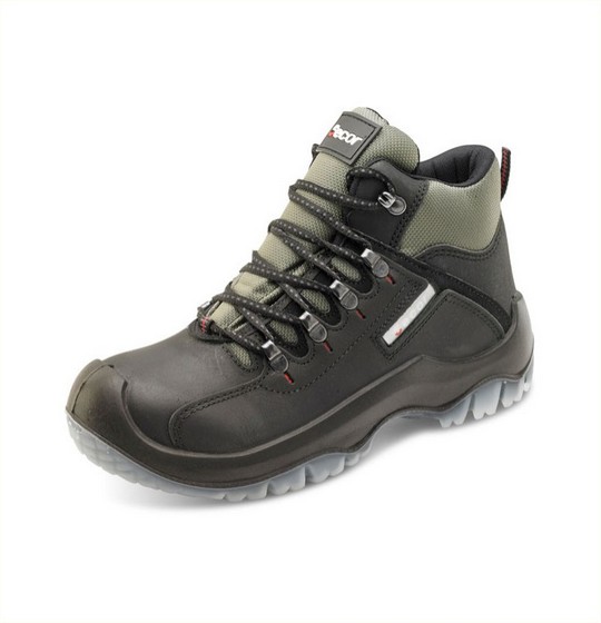 Hiker Boots Traction Black